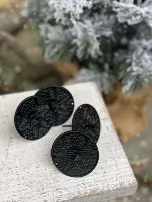 Kovové bodce čierne 4,5 cm 4 ks v balení 