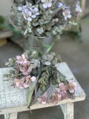 Kytička poprášená (kvet, tráva, eukalyptus) 34 cm, 7x stonka, ružová 