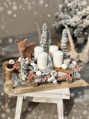 Adventná dekorácia so srnkou, 35 cm x 15 cm 