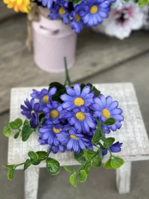 Kytička sedmokráska, 36 cm, 5x stonka, 15x kvet textilný, modrá 